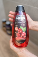 Lilien olejový sprchový gel - Brusinka